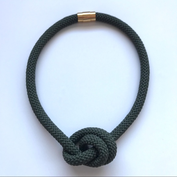Olive green rope necklace - Multiple ways to wear - Picture 9 of 14